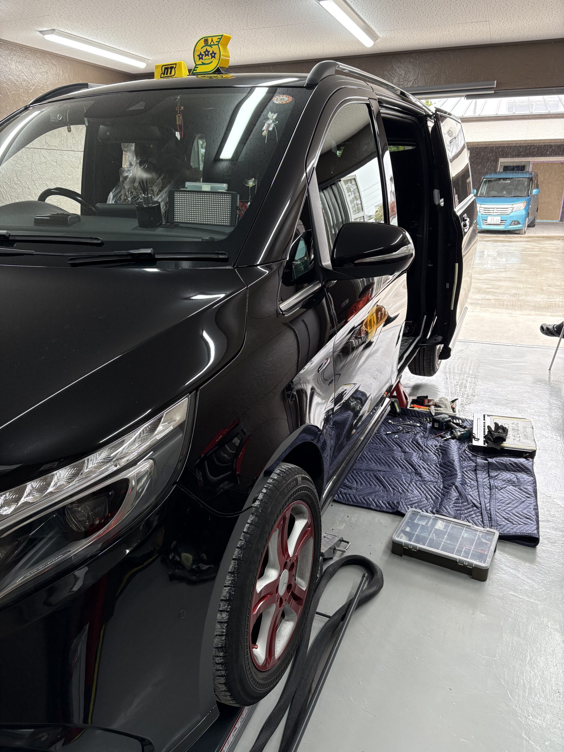 記事：メルセデスベンツ Vクラスに電動補助ステップを取付けました。のサムネイル